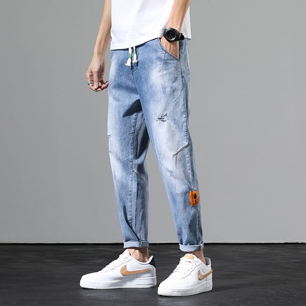

2020 spring summer new slim-fit ripped dispute mid-waist non-ironing straight 2020 spring and summer new and slim-fit ripped jeans dispute, Blue
