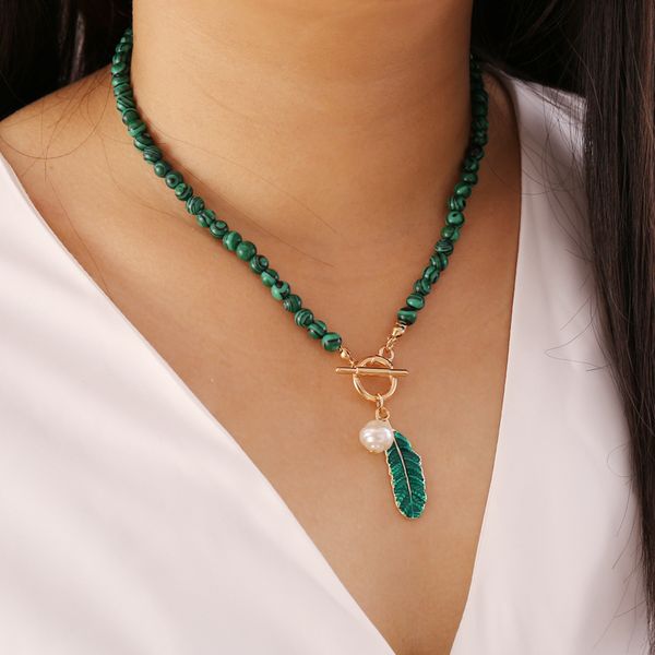 

vintage luxury green stone beaded necklace for women alloy feather imitation pearl pendant necklaces clavicle chain collar 2020, Silver
