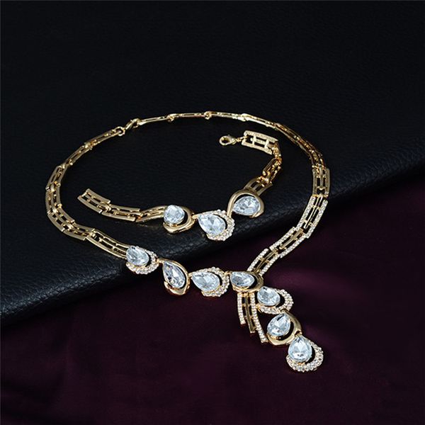 

chains fashion ladies crystal shining romantic necklace bracelet four-piece suit wedding jewelry gifts, Silver
