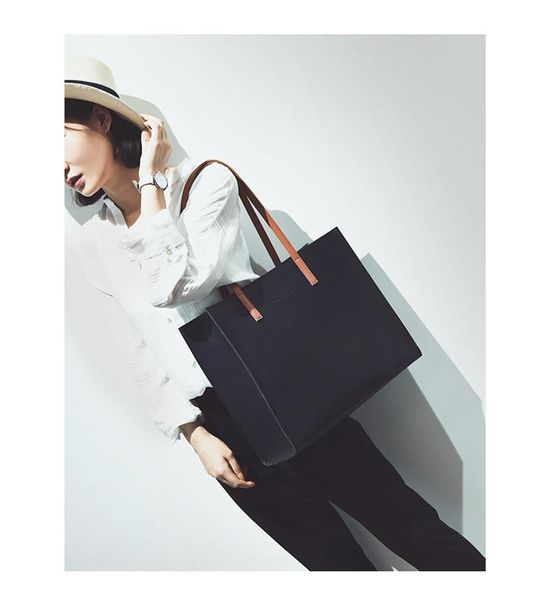 

handbags women handbag shoulder bags 2020 summer new simple bucket bag Fashion chain portable messenger bag best sellingstyle