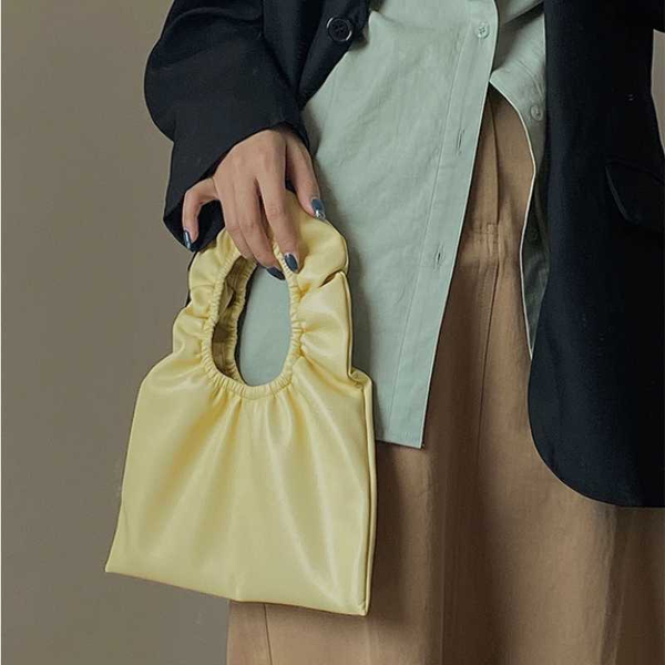 

fashion women bag hobos girl messenger shoulder bag cloud sweet female small tote yellow color kioiuii258