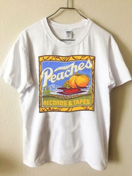 

vintage 1977 meat loaf bat of hell peaches records and tapes t-shirt hits