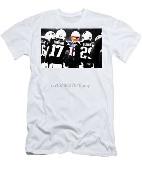 

tom brady the leader mens t-shirt