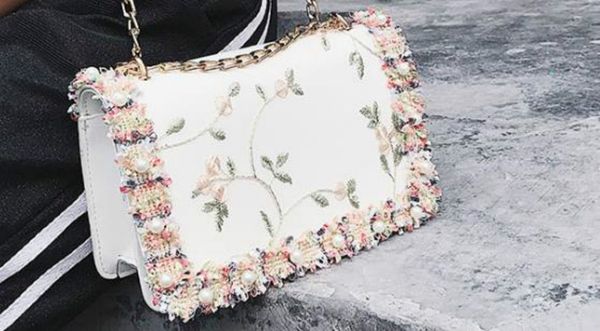 

Designer Bag Female 2020 New Fashion Wild Embroidered Crossbody Chain Shoulder Bag Best Selling