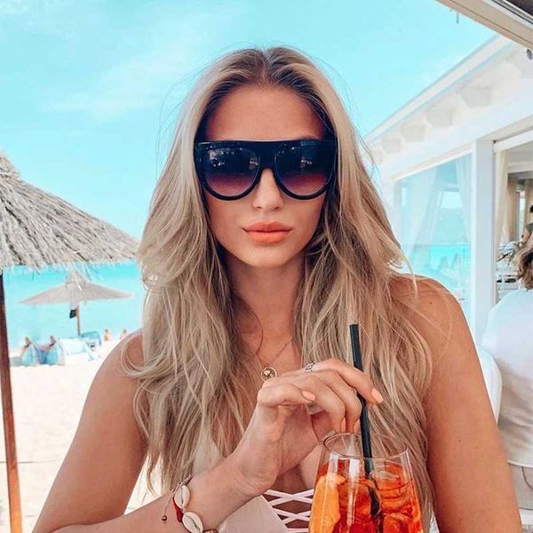 

oversized women sunglasses 2020 shield shape luxy design big frame rivet shades sun glasses women uv400 sunglass zonnebril dames, White;black