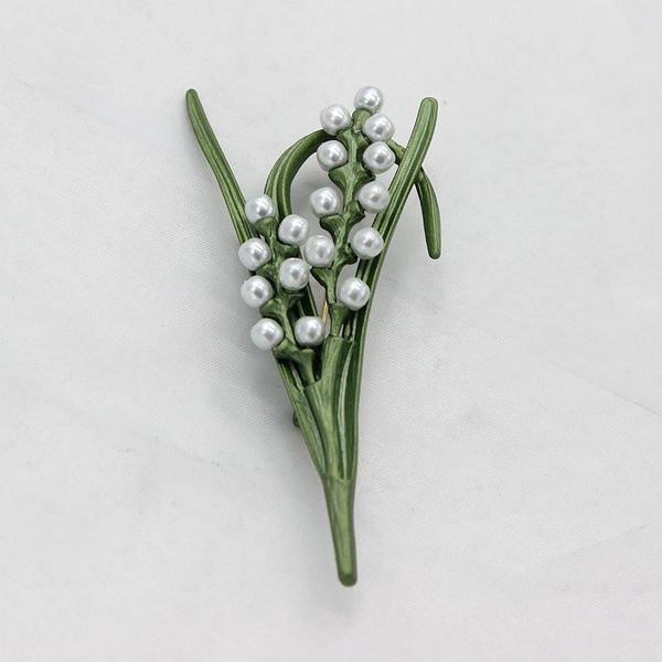 

pins, brooches 2021the small and fresh gardenhalf hole imitation pearl windwheat big rice ricefemale brooch flower., Gray