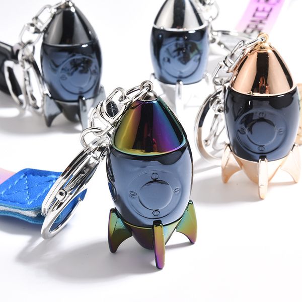

keychain robot spaceman astronaut keychain acrylic rocket saturn alien pendant couple keyrings backpack jewelry key chain 2020, Silver