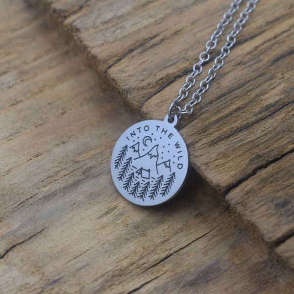 

10pcs stainless steel into the wild pendant necklace gifts for travel lovers, Silver