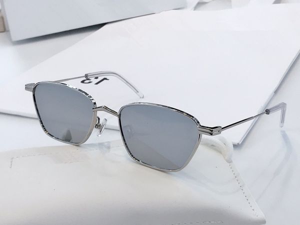 

chromesoda designer sunglasses women and men wrap designer uv400 protection model small square frame come with case, White;black