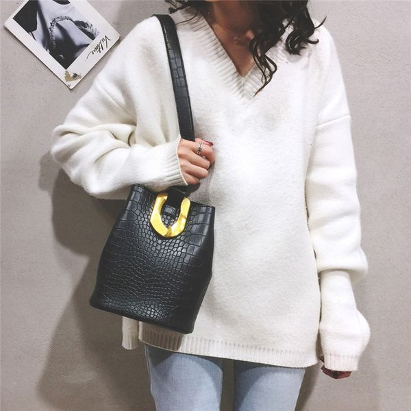 

ladies retro leather handbags women stone pattern plug lock bucket bag evening bag luxury handbags women bags design