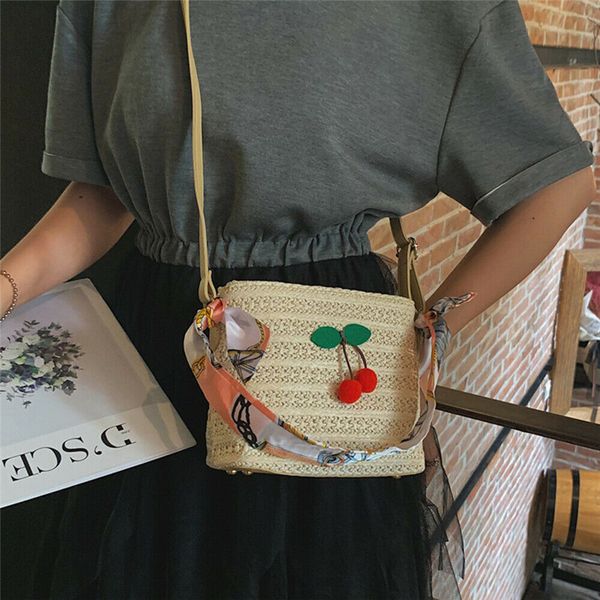 

women retro straw knitted bag new rattan woven vintage handbag ladies' fashionable traveling messenger shoulder bags selling