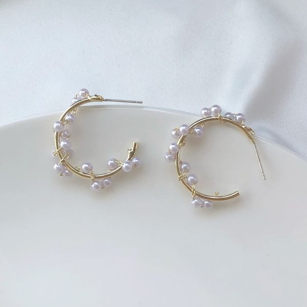 

fashion imitation pearl twisted hoop earrings for women korean personality circle open earrings statement party jewelry 2020, Golden;silver