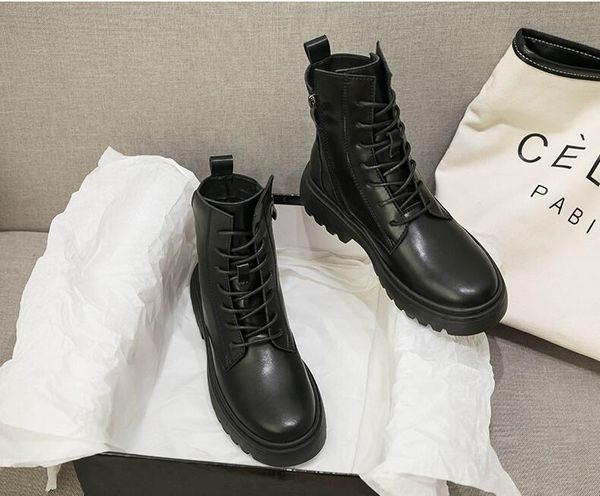 

2020 fashion waterproof increased beautiful women's martin boots girl's college stylevv lace-up shoes british style black cool sho