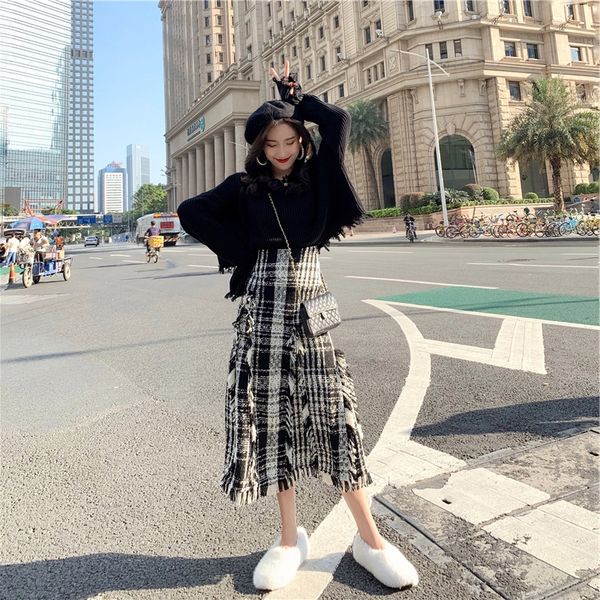

2020 autumn and winter new style yujie long skirt sweater western style small temperament goddess fan net red sweater long skirt two-piece s, Gray