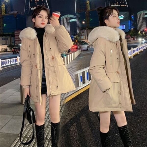 

the new winter pie overcomes the trend of women's short loose down padded jacket version of thick tooling big fur collar coat, Black