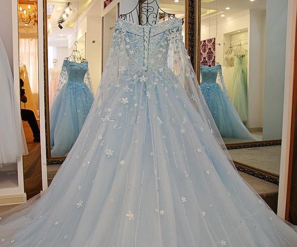 

new style vintage long style wedding dresses lace appliques beaded sequins wedding gowns court train vintage selling bridal dress aq146, White