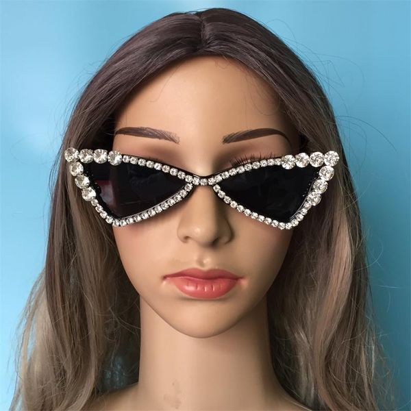 

amazing cute shades cat eye sunglasses women vintage rhinestone sun glasses female lady triangle eyewear uv400 luxury glasses, White;black