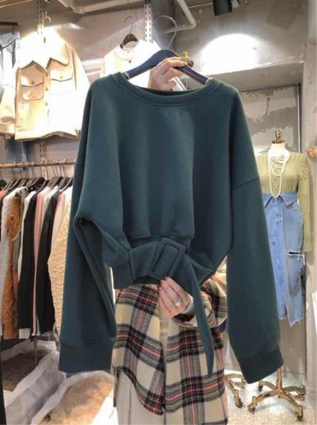 

korean 2020 autumn new women's clothing korean solid color round neck high waist slimming design sense waist short long sleeve sweater, Black