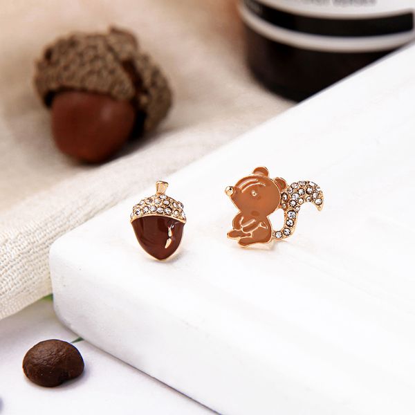 

balanbiu 2020 new cute squirrel stud earrings for women exquisite crystal enamel acorn animal earrings fashion jewelry accessory, Golden;silver
