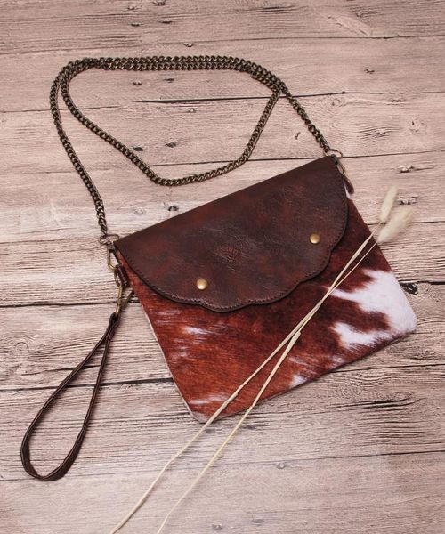 

low moq cow hide flap wristlet clutch purse suede crossbody makeup bag pu shoulder bag with replaceable strap dom-1011471