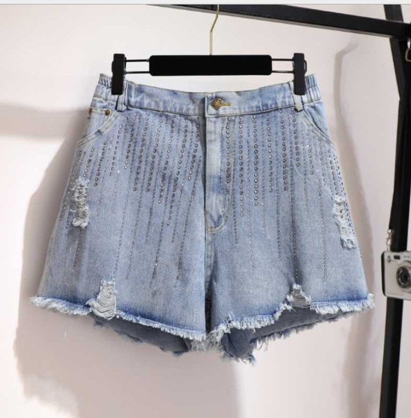 

plus size loose frayed hem wide leg denim shorts for women 2xl 3xl 4xl 5xl 6xl, White;black