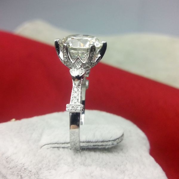 

luxury royal design 2 natural moissanite engagement ring 18k white gold bridal wedding jewelry fabulous gift girl, Golden;silver