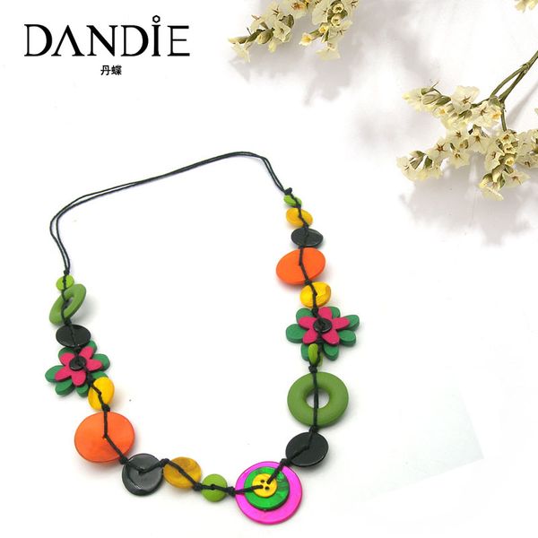 

dandie fashion wood flower and shell neckalac, fit for a woman to wear in the summer, Silver