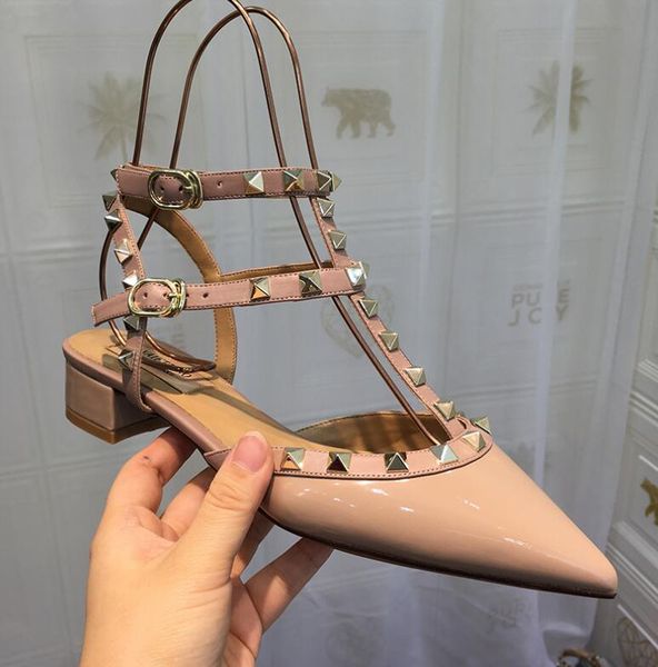 

brand rivet pointed toe low-heeled shoes for women, rivet strap 3 straps color matching thick heel 3 cm sandals, no have box, Black