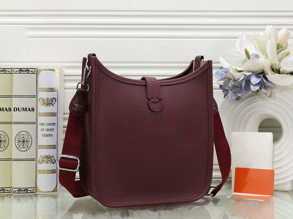 

High-end handbags bags 2020 new inclined shoulder bag is natural capacity of the single shoulder bag