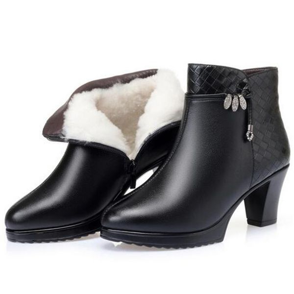 

2020 new autumn full cowhide black boots women's boots thick with high heel winter shoes plush / wool warm snow
