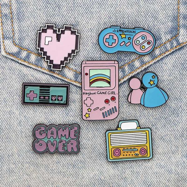

retro radio game over gamepad heart brooch for women girls fashion bijoux badge pins clothing jewelry accessories gifts, Gray