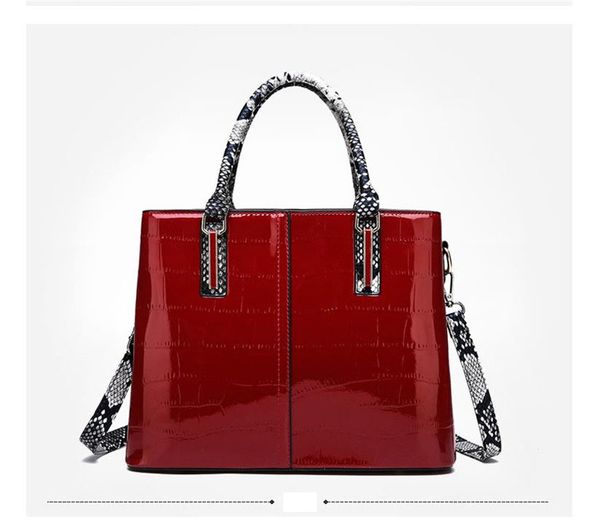 

handbags women handbag crossbody bags 2020 summer new simple bucket bag fashion chain portable messenger bag selling styles