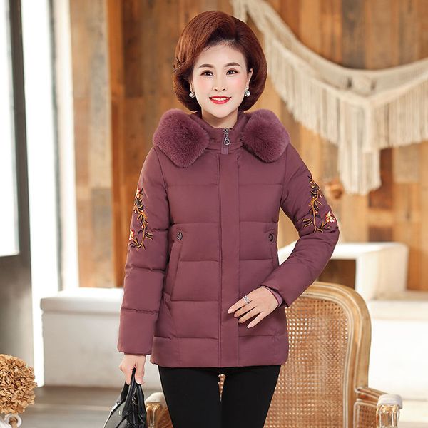 

2020 new middle age women winter floral embroidery parkas casual hooded jacket female slim cotton padded outerwear coats a287, Black