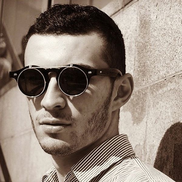 

fashion vintage round steampunk punk flip up sunglasses classic double layer clamshell design sun glasses oculos red, White;black