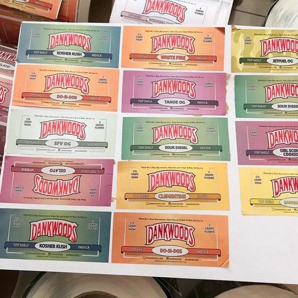 

дешевые ак-47 moonrock сумки вишневых этикетки dhl наклейки горячего пунш pre-ролл gummie dankwoods упаковки фиолетового шарнир для труб sqc