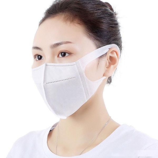 

the united states 3d three-dimensional masks disposable primary school students masks three layers containing melt-blown cloth