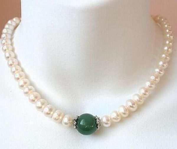 

chains beautiful 9-10mm white pearl + green bead necklace 18", Silver