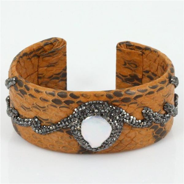 

bangle 2021 fashion women snakeskin bracelet gift wristband jewelry natural shell charms mixed color, Black