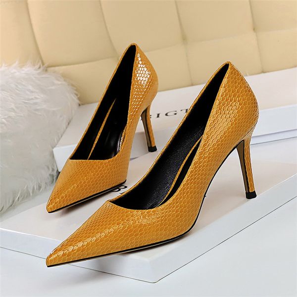 

bigtree 2020 spring thin heels snake women pumps women shoes high heels pointed party shoes red lady plus size 43, Black