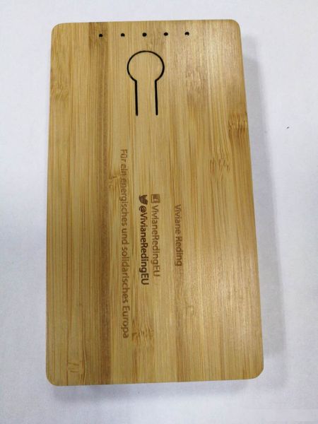 

pure natural bamboo shell 5000mah power banks with natural bamboo fragrance for mobile phone, tablet computer, 5v general digital product