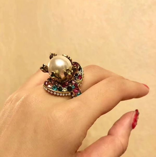 

vintage brass luxurious ring with nature colorful pearl decorate charm ring jewelry christmas day thanksgiving valentin, Slivery;golden