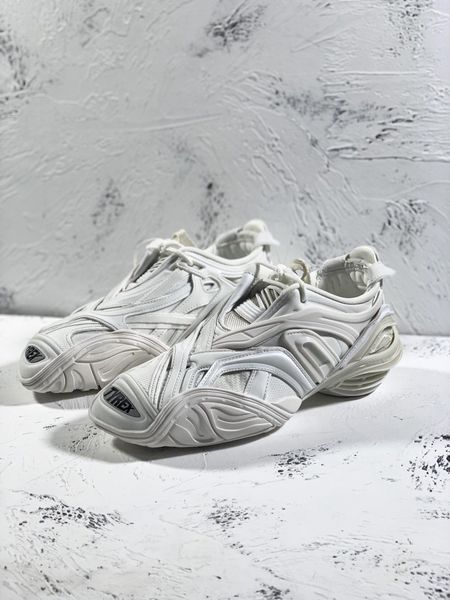 

dhl 20ss new mens womens designer drive sneakers tyrex 5 tess track 2.0 sneaker luxury casual shoe designer shoes men, Black