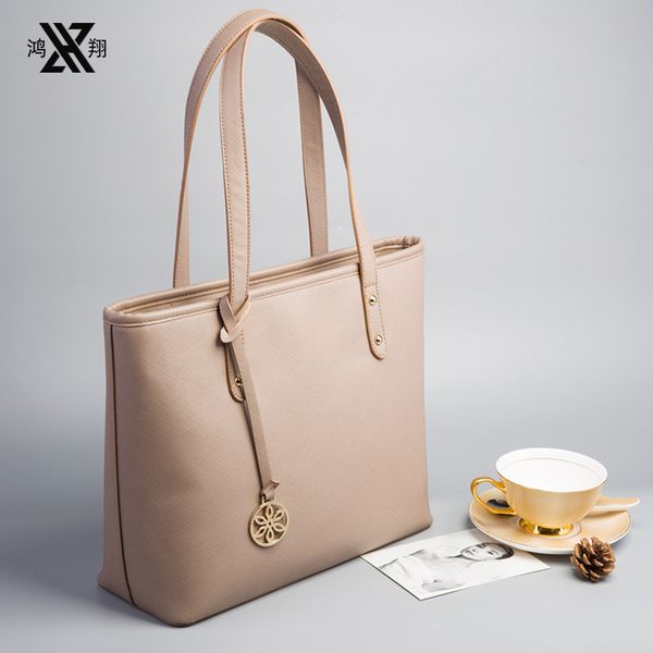 

2020 new fashion simple women's shoulder messenger bag women's large capacity handbag