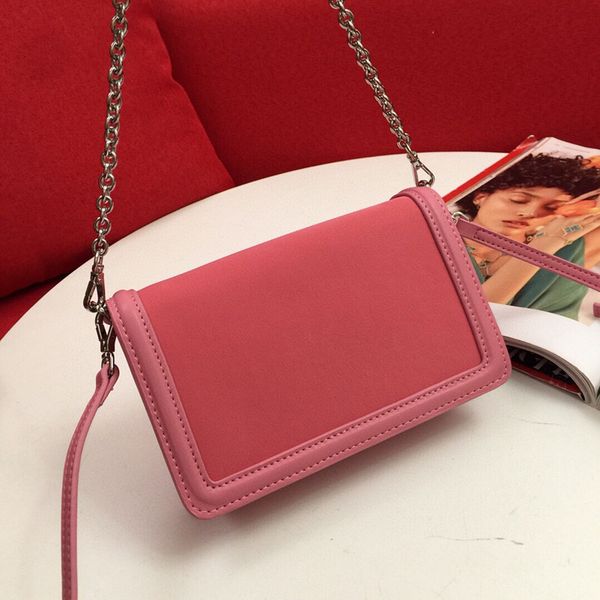 

2020 vintage nylon women's handbags messenger bag lady mini shoulder bags small chain bags leather diagonal bags