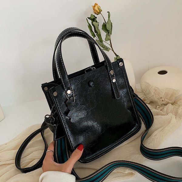 

luxurys конструкторы сумки vintage small для девочек 2020 новый стиль мода все матча ins плеча / crossbody сумка сумка ведро сумка