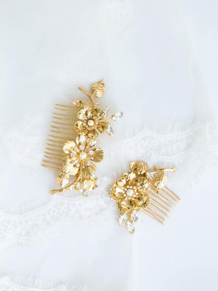 

baroque style golden rose flower jewelry bridal hair accessory vintage bridal headdress camellia rhinestone hair comb, Golden;silver