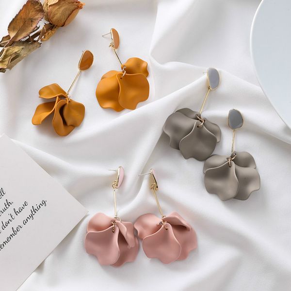 

new acrylic painted petals earrings stud for women long tassel jewelry fashion party hyperbole earrings stud friends, Golden;silver