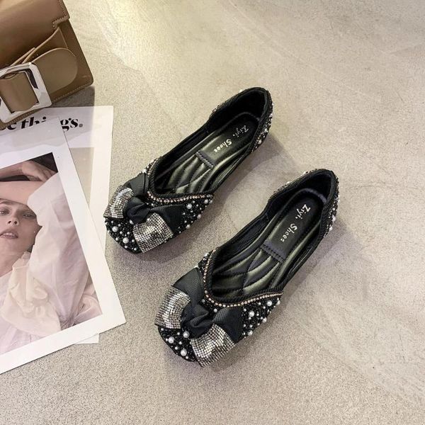 

women rhinestone low heel single shoes pearl bow sandals female 2020 new autumn square toe shallow mouth non slip peas shoes, Black