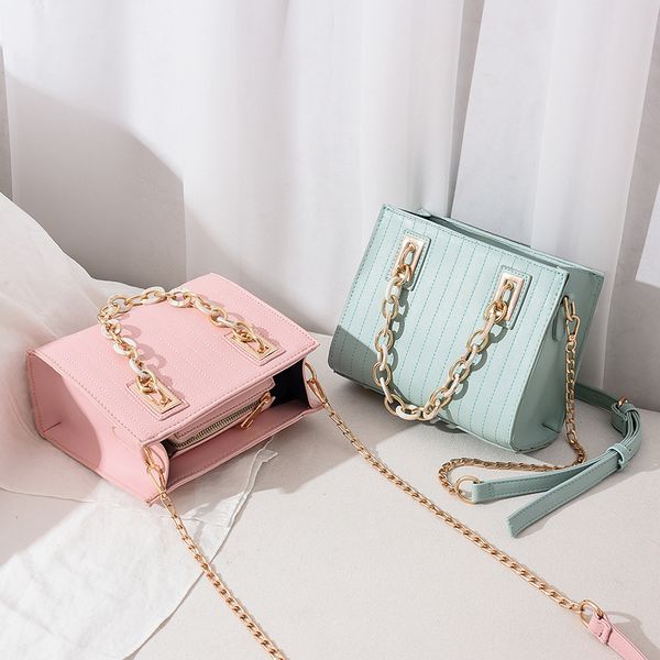 

shoulder bags 2021 fresh girl handbag fashion female bag chain messenger