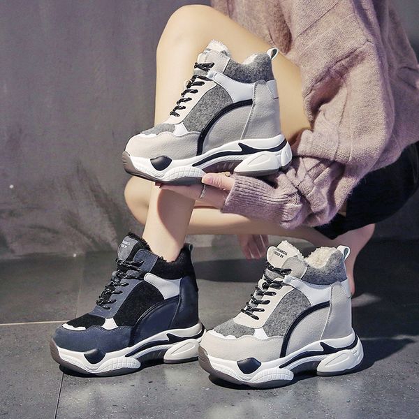 

2020 new platform winter boots women warm fur plush leather female chunky boots black white snow ankle for women shoes